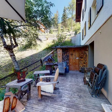 Διαμέρισμα Roseg *